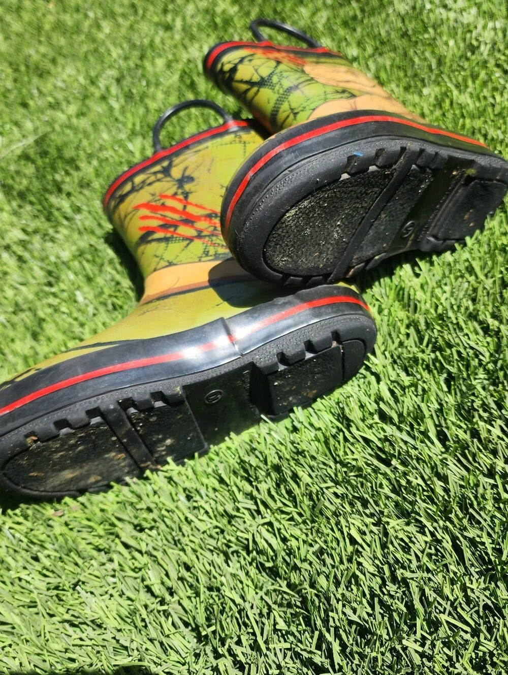 Kids Dinosaur Rain Boots Size 10C Green and Orange Jurassic Park